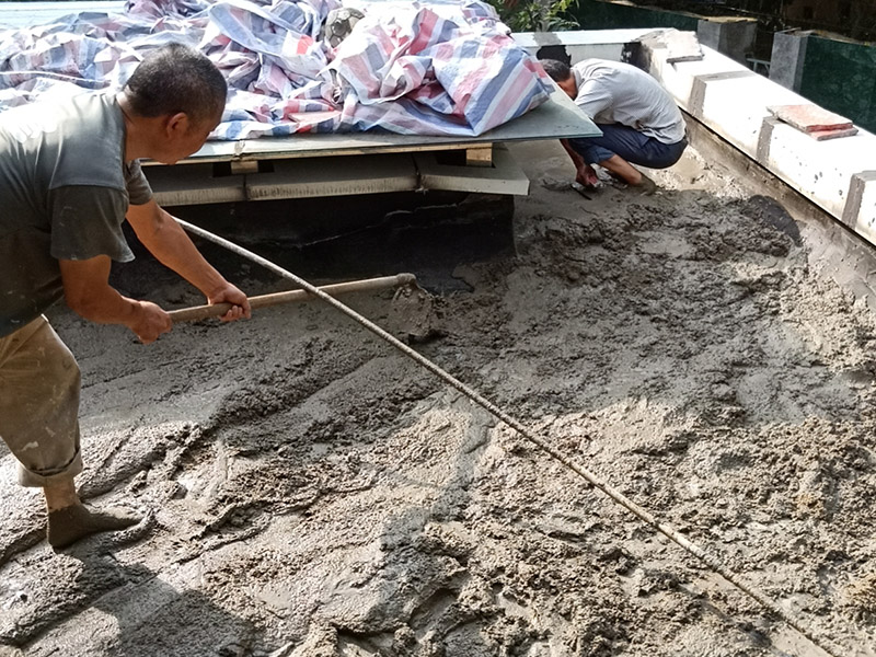 住了幾十年的舊房屋漏雨維修不知道哪里找工人