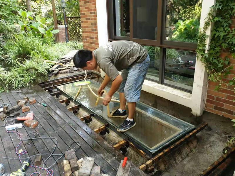 成都房屋漏水維修-成都屋面防水補漏-成都屋頂漏雨處理