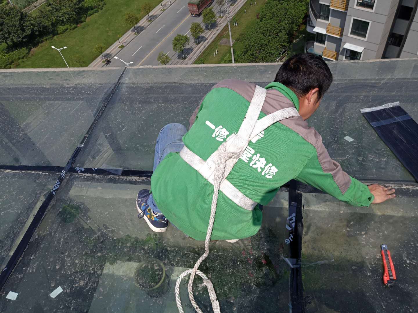 建筑屋面防水怎么做,做法方法多少錢(qián),建筑屋面防水施工方案